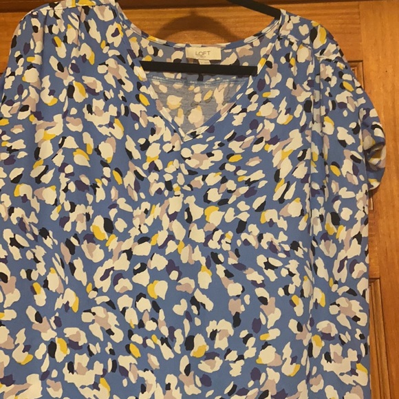 Lift blouse - Picture 2 of 2